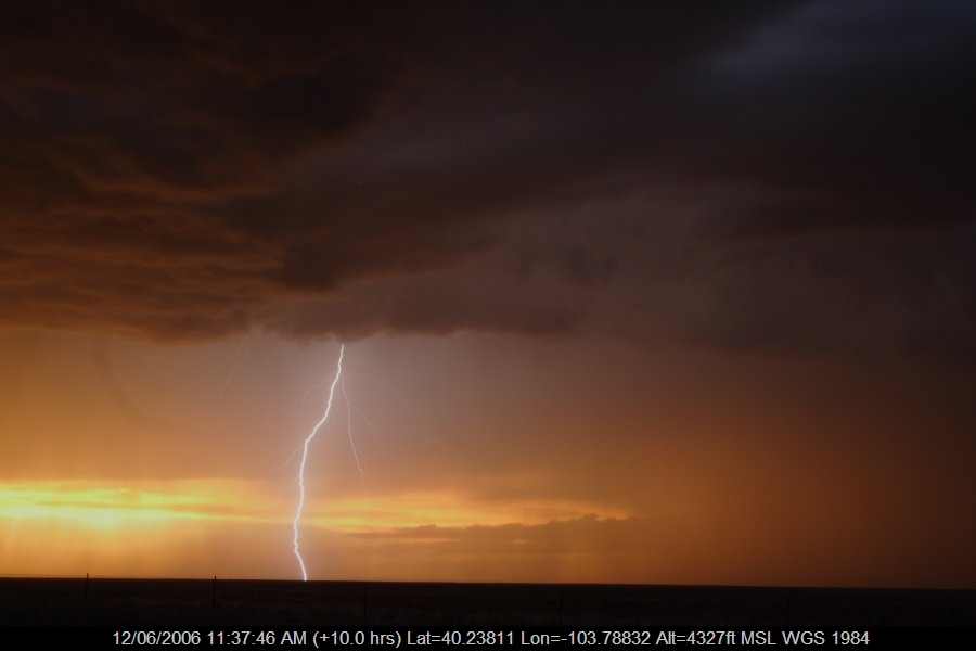 20060611jd57_lightning_bolts_s_of_fort_morgan_colorado_usa