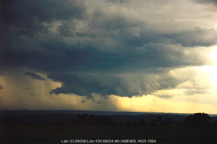 19990313mb15_thunderstorm_base_luddenham_nsw