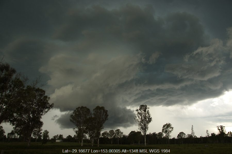 20081115mb38_thunderstorm_base_myrtle_creek_nsw