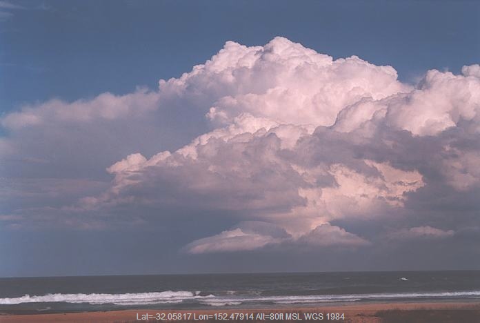 20011003jd36_supercell_thunderstorm_hallidays_point_nsw
