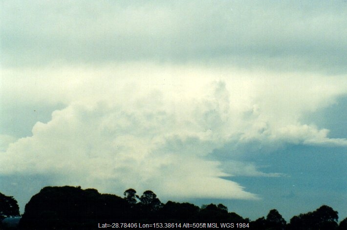 20011111mb29_supercell_thunderstorm_mcleans_ridges_nsw