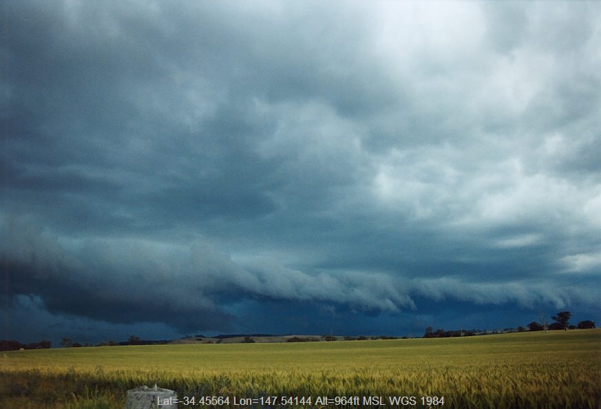 20031121jd09_supercell_thunderstorm_temora_nsw