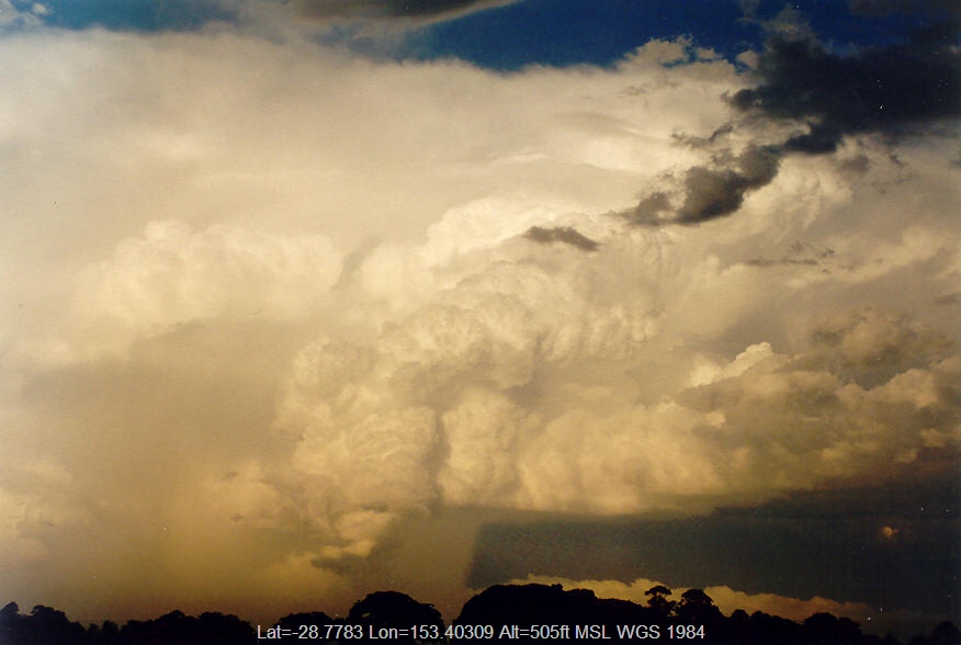 20040128mb08_supercell_thunderstorm_mcleans_ridges_nsw
