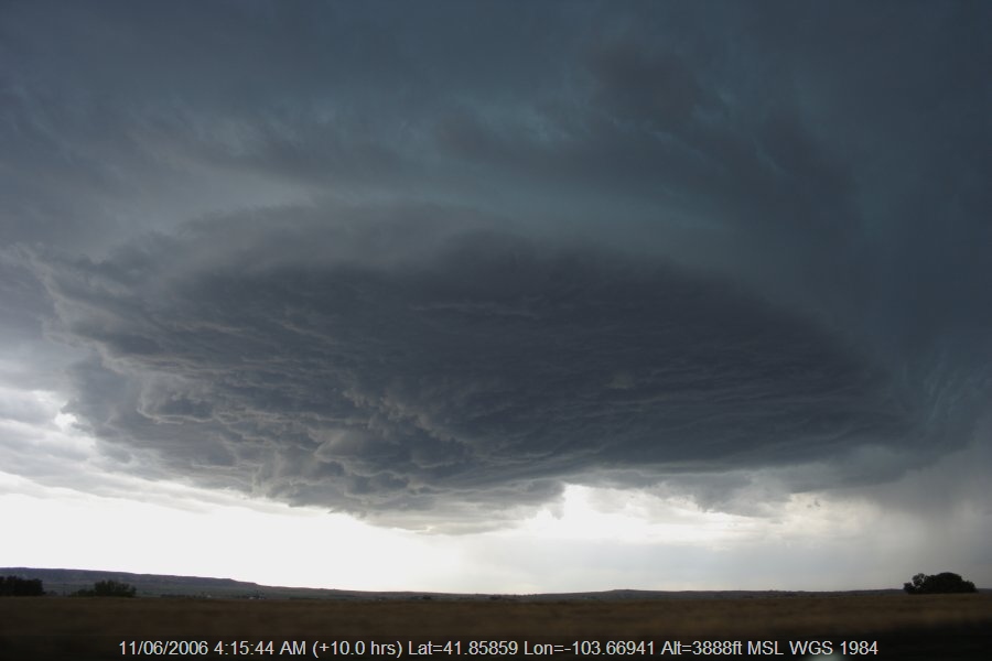20060610jd27_supercell_thunderstorm_scottsbluff_nebraska_usa