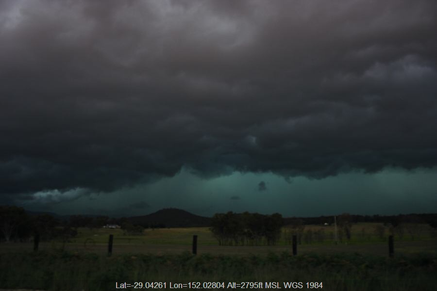 20061127jd45_supercell_thunderstorm_20km_s_of_tenterfield_nsw