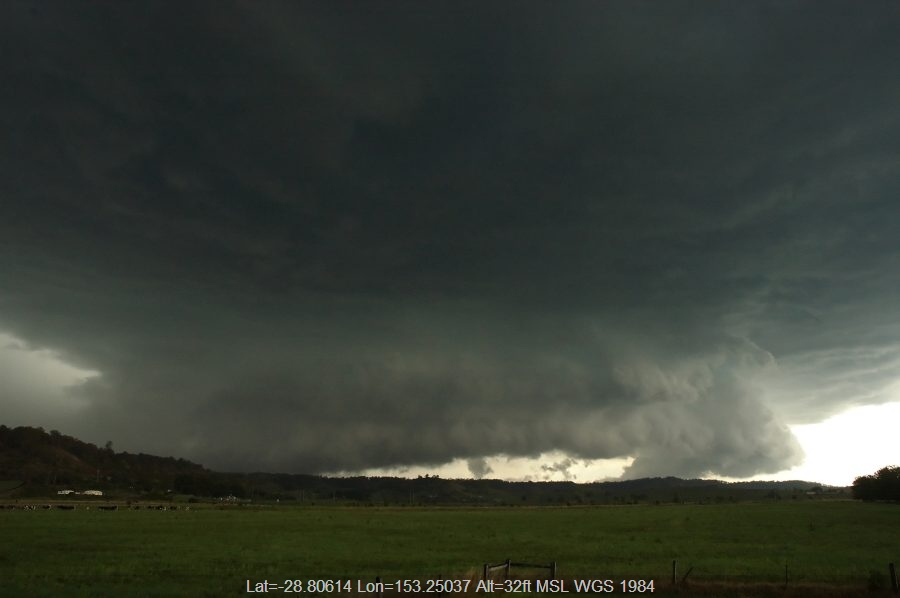 20071009mb22_supercell_thunderstorm_south_lismore_nsw