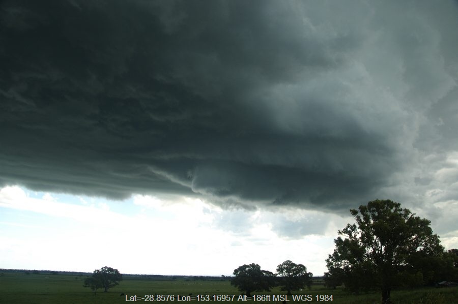 20081230mb030_supercell_thunderstorm_mckees_hill_nsw