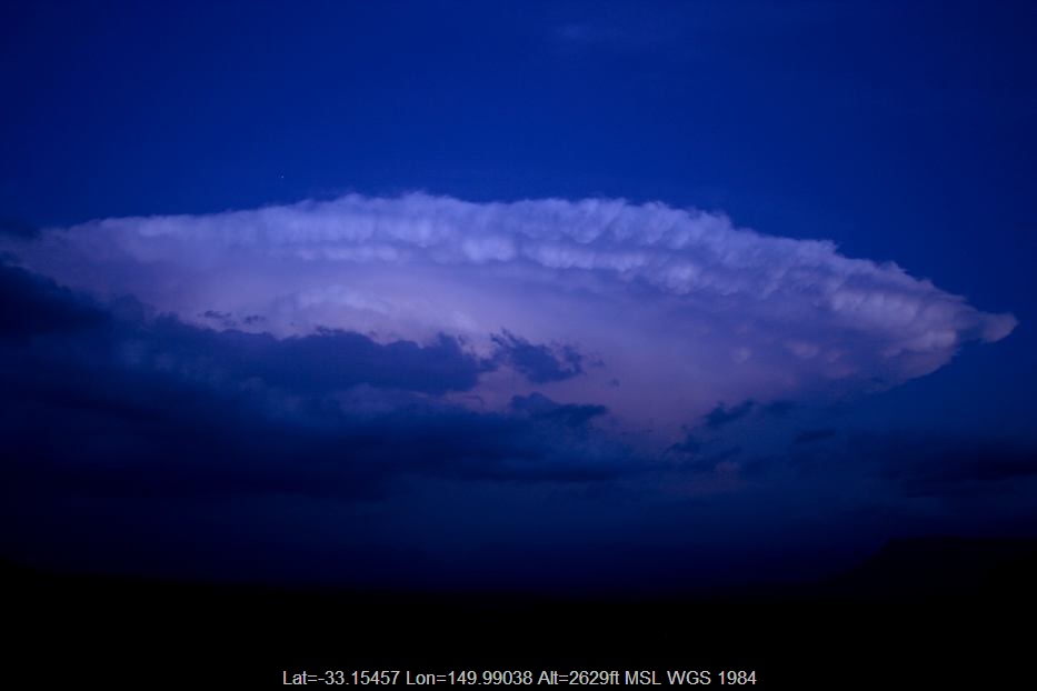 20060114jd18_thunderstorm_anvils_capertee_nsw