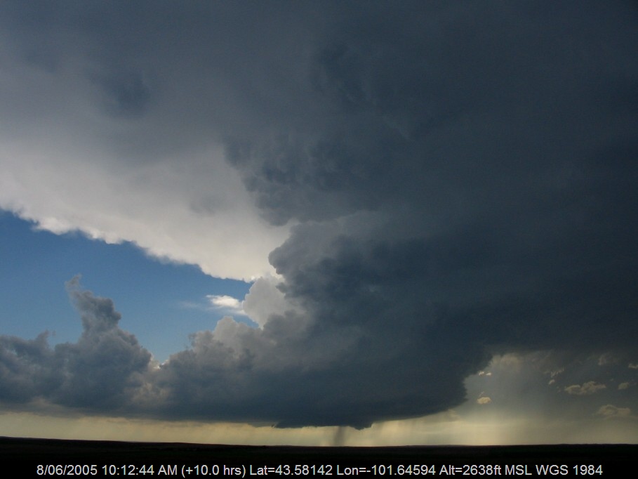 20050607jd12_thunderstorm_updrafts_e_of_wanblee_south_dakota_usa