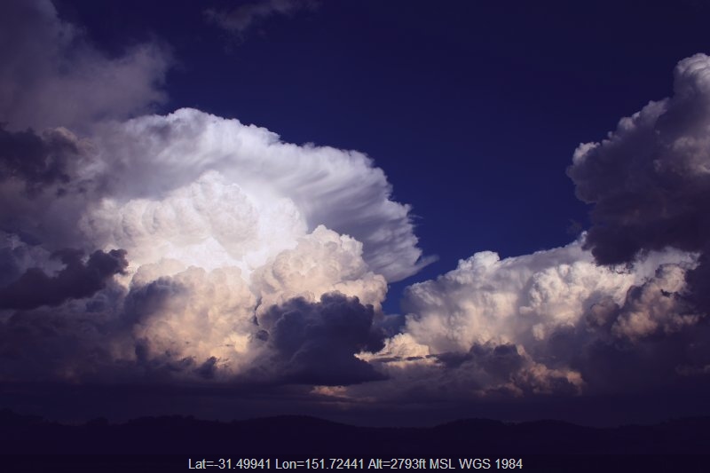 20051027jd13_thunderstorm_updrafts_near_nowendoc_nsw