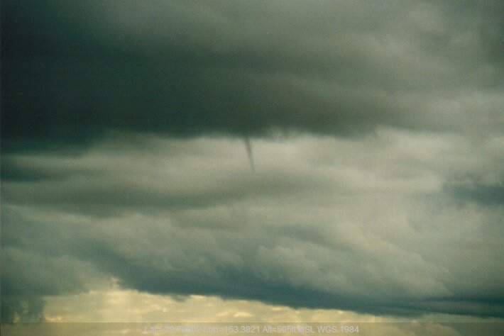 20000616mb03_funnel_tornado_waterspout_mcleans_ridges_nsw