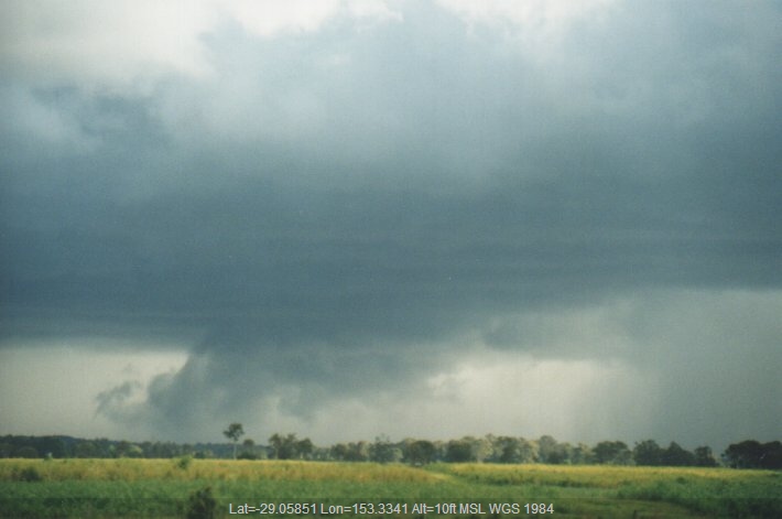 19991231mb16_thunderstorm_wall_cloud_woodburn_nsw