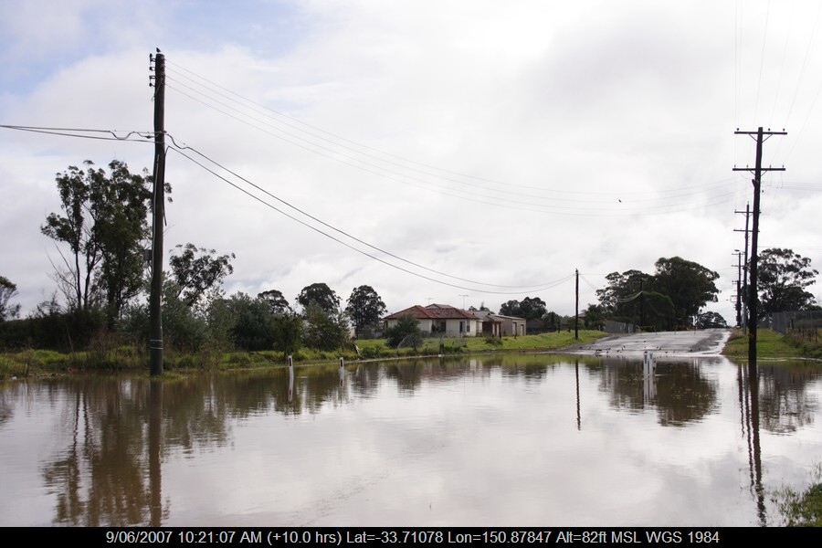 20070609jd54_flood_pictures_schofields_nsw