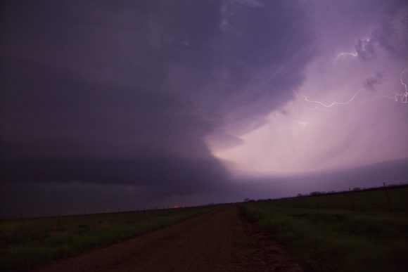 Supercells and rotation Oklahoma 17th April 2013 11