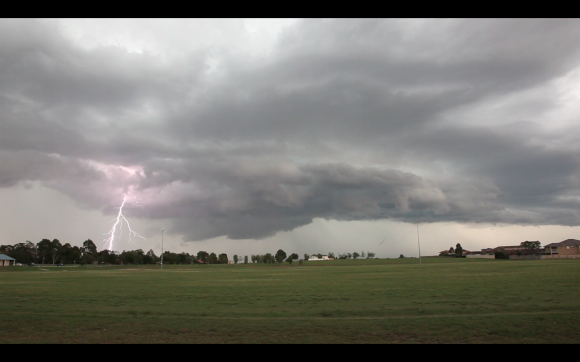 Sydney Shelf cloud and lightning 15th March 2014