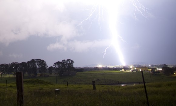 appin_lightning_crop |storm chasing