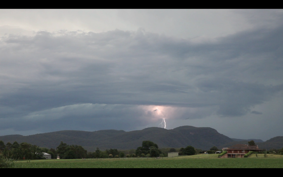 Sydney-Evening-Spectacular- Lightning-4th January-2014-02