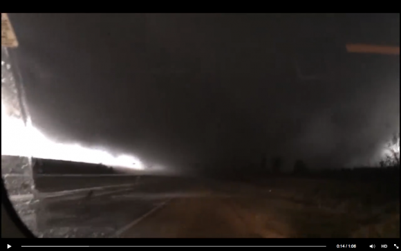 IIlinois Tornado 9th April 2015