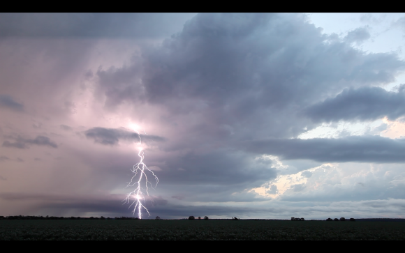 Lightning near Billa Billa Qld