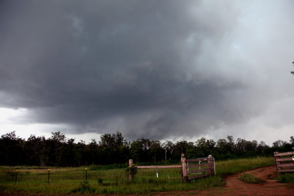 rotating base with hook echo on radar