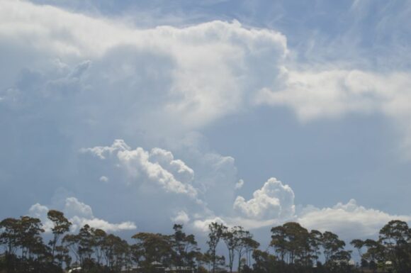Thunderstorm cells Batemans Bay NSW