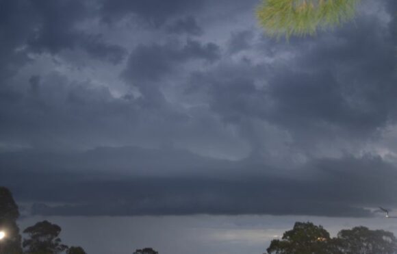 Storm cell looking south west from Doonside Late storms cells Western Sydney