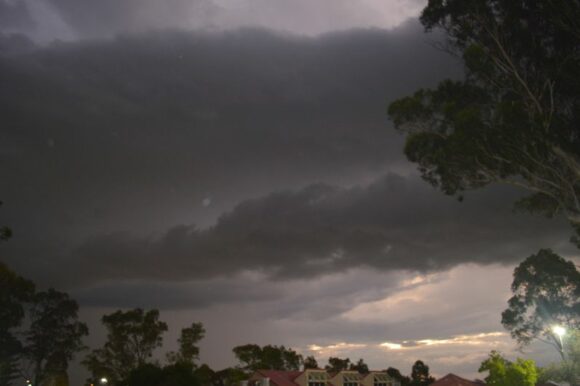 Storm cell looking south from Doonside Monday 5 December 2022 Storm cell looking south from Doonside Monday 5 December 2022
