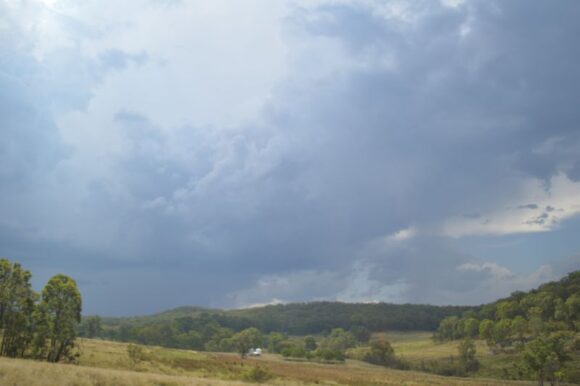 Thunderstorms Putty Road and Howes Valley Saturday 28 January 2023