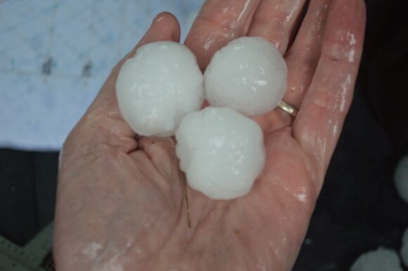 Supercell storm west of Wollongong Thursday 26 January 2023