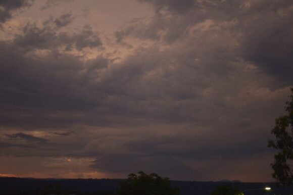 Evening severe storms North West of Penrith Thursday 26 January 2023