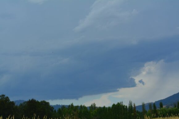 Strengthening storm at Murrurundi looking west