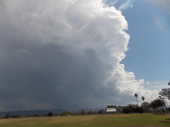 18/9/12 Colin on storms from kurrajong to south maroota 3
