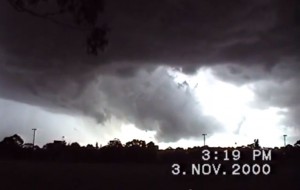 Western Sydney supercell November 3rd,2000 video footage