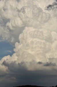 Isolated Northern Tablelands Thunderstorm 2 Jan 2013