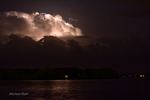 Lightning and severe storms Ballina - Byron Bay areas 26 October 2013 1