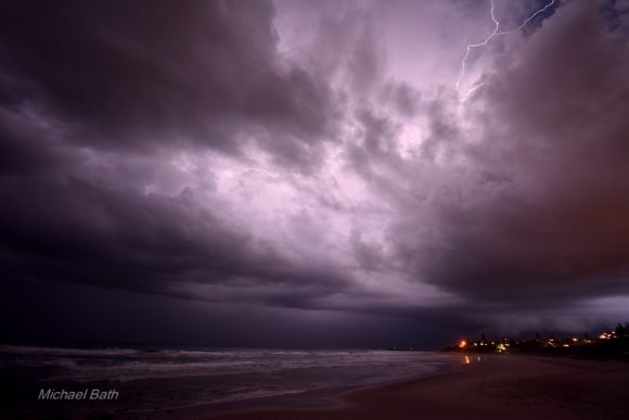 Lightning and severe storms Ballina - Byron Bay areas 26 October 2013 5