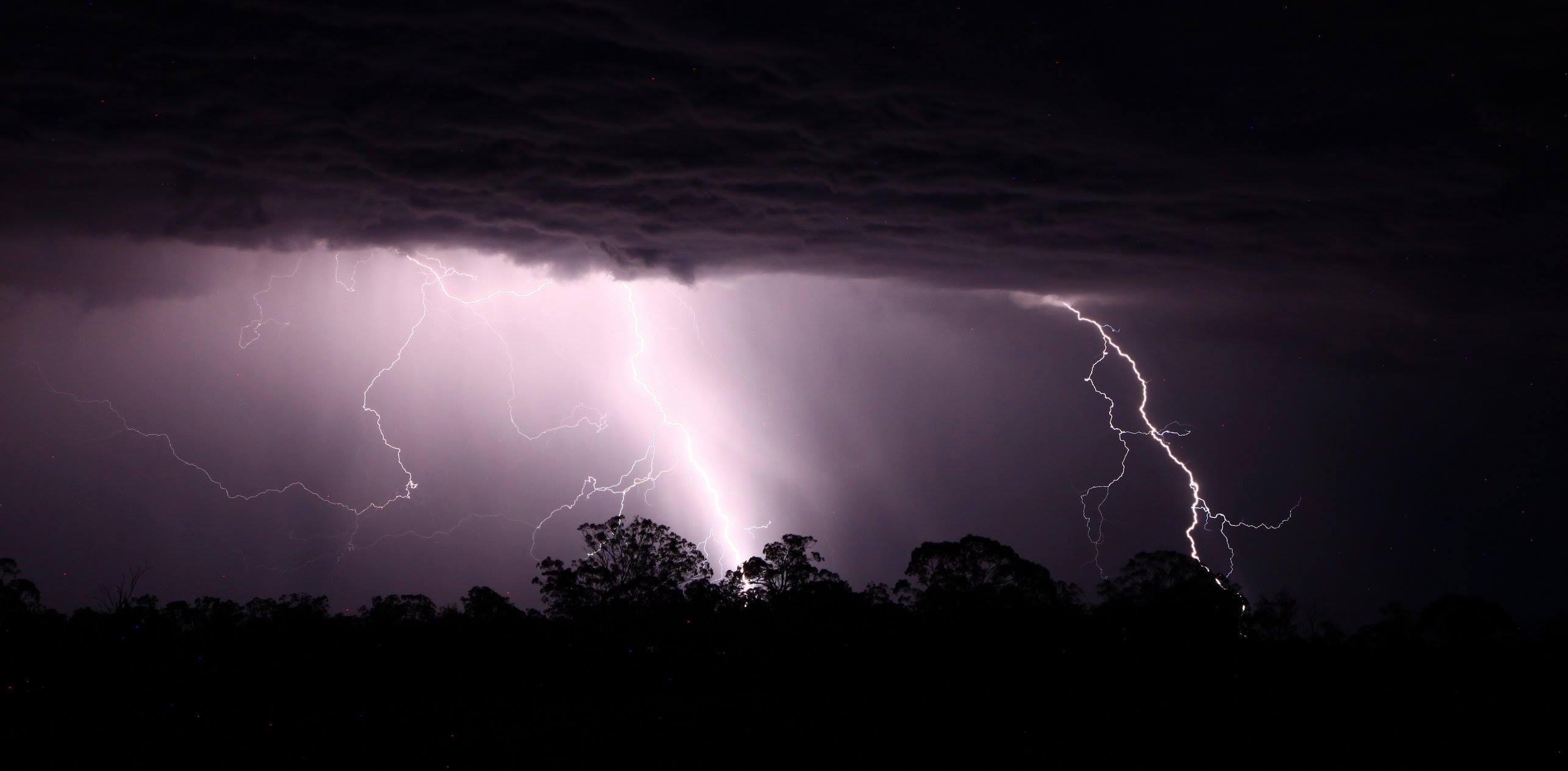 Storms and Lightning Warwick Queensland 21st December 2016 - Extreme Storms