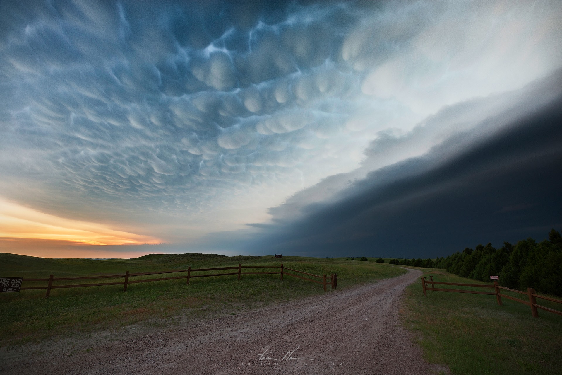 'Storm approaching' Missing tornado alley I remember this amazing