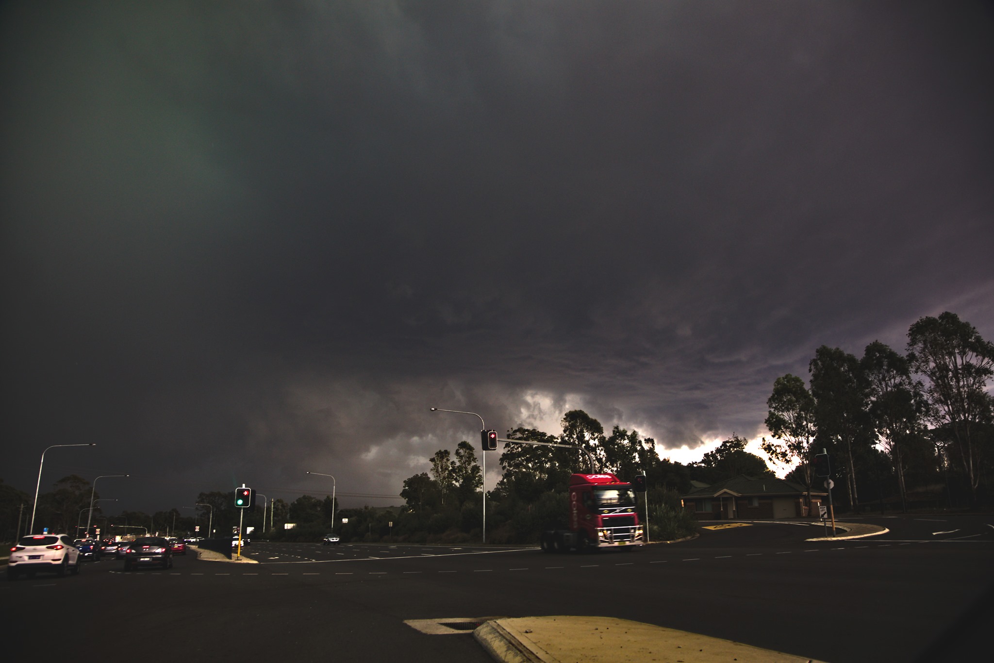Quite a beautiful supercell hit Campbelltown on the same day Canberra got hit 3 years ago. I got there just in time!

Campbelltown supercell about to ...