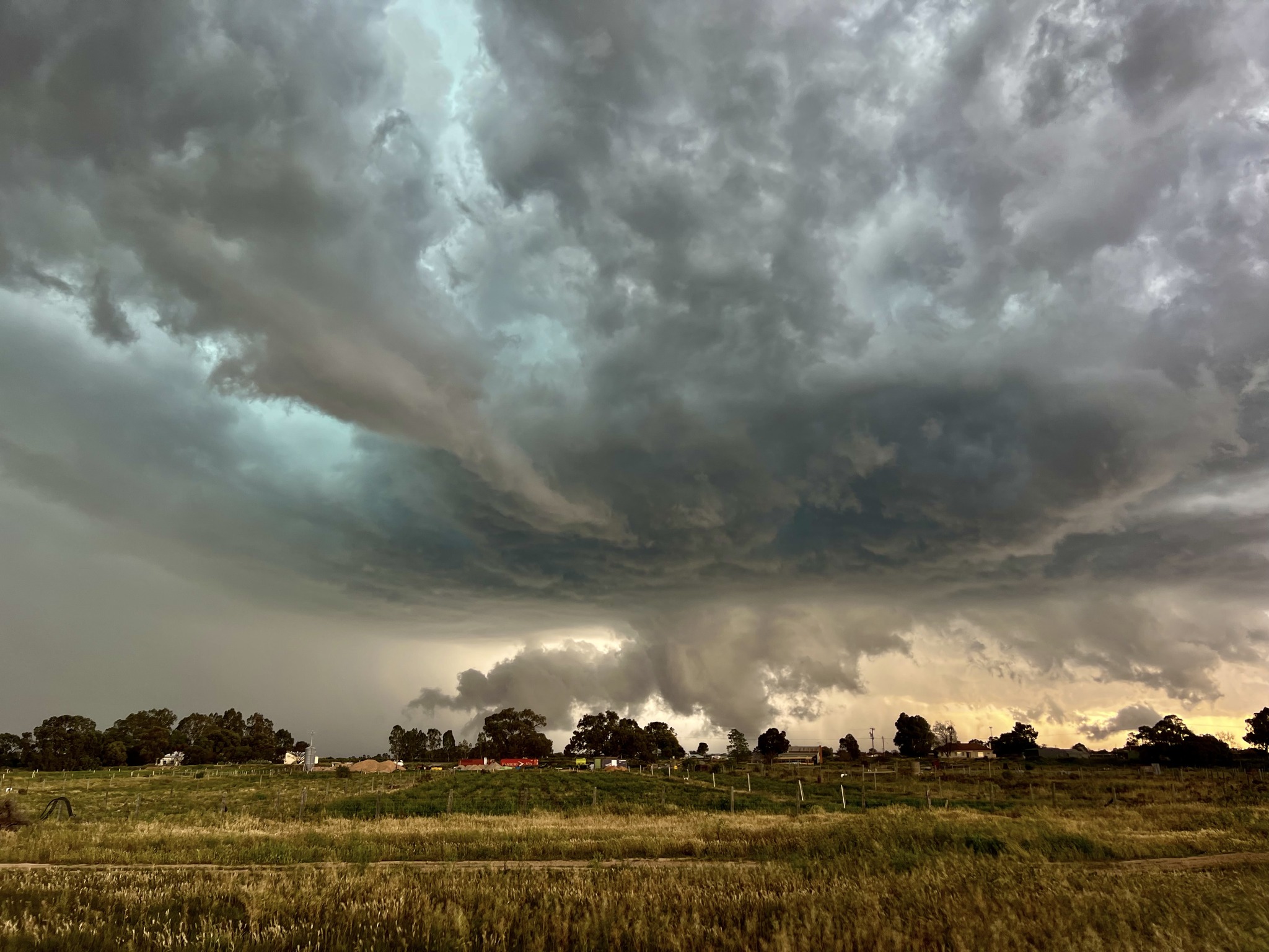 Brendon Simmons and I decided to chase the storm and supercell outbreak on the 29th August 2022 in NW Victoria and extreme SW NSW. Sadly Iphone pictur...