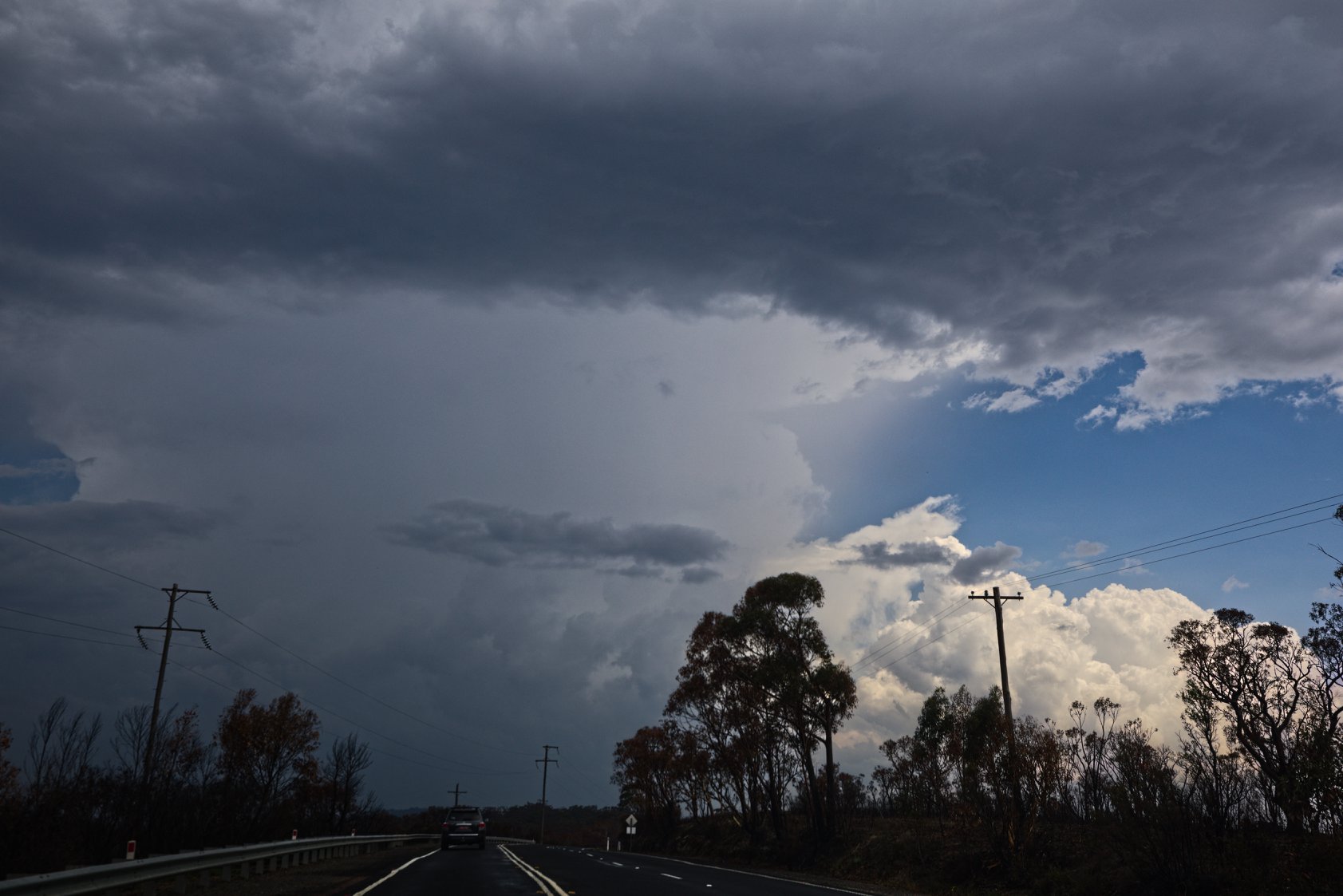 Pulse Storms Central Tablelands 27th January 2020
 Storms were anticipated with the model calculated capes of up to 2000J/kg but very weak wind shear...
